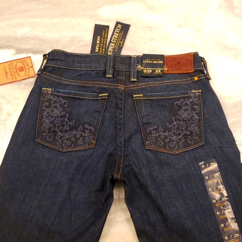 NWT Women's Sofia Boot Lucky Brand jeans 0 25 32